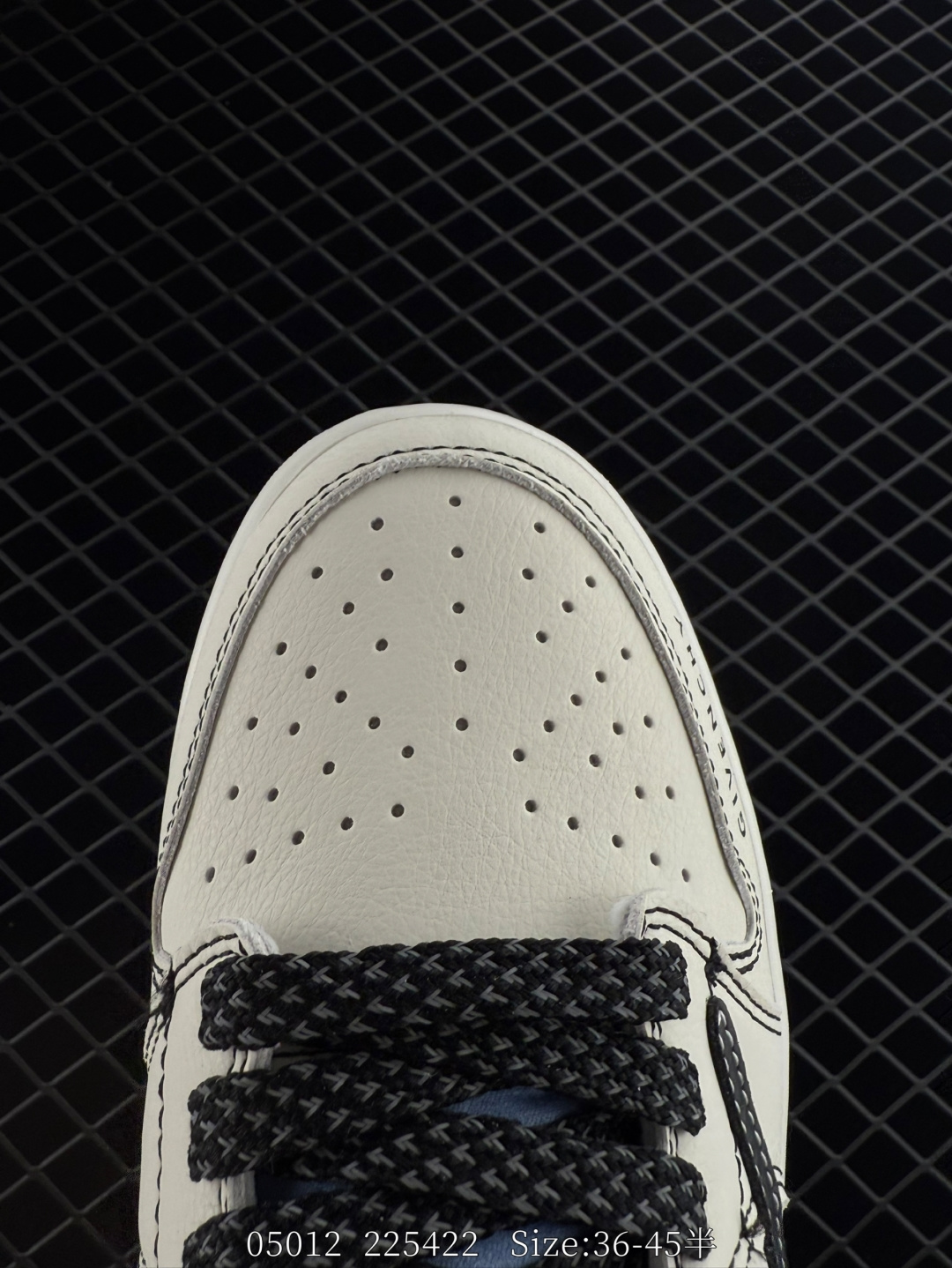 Travis Scott x Air Jordan 1 Reverse Mocha AJ1